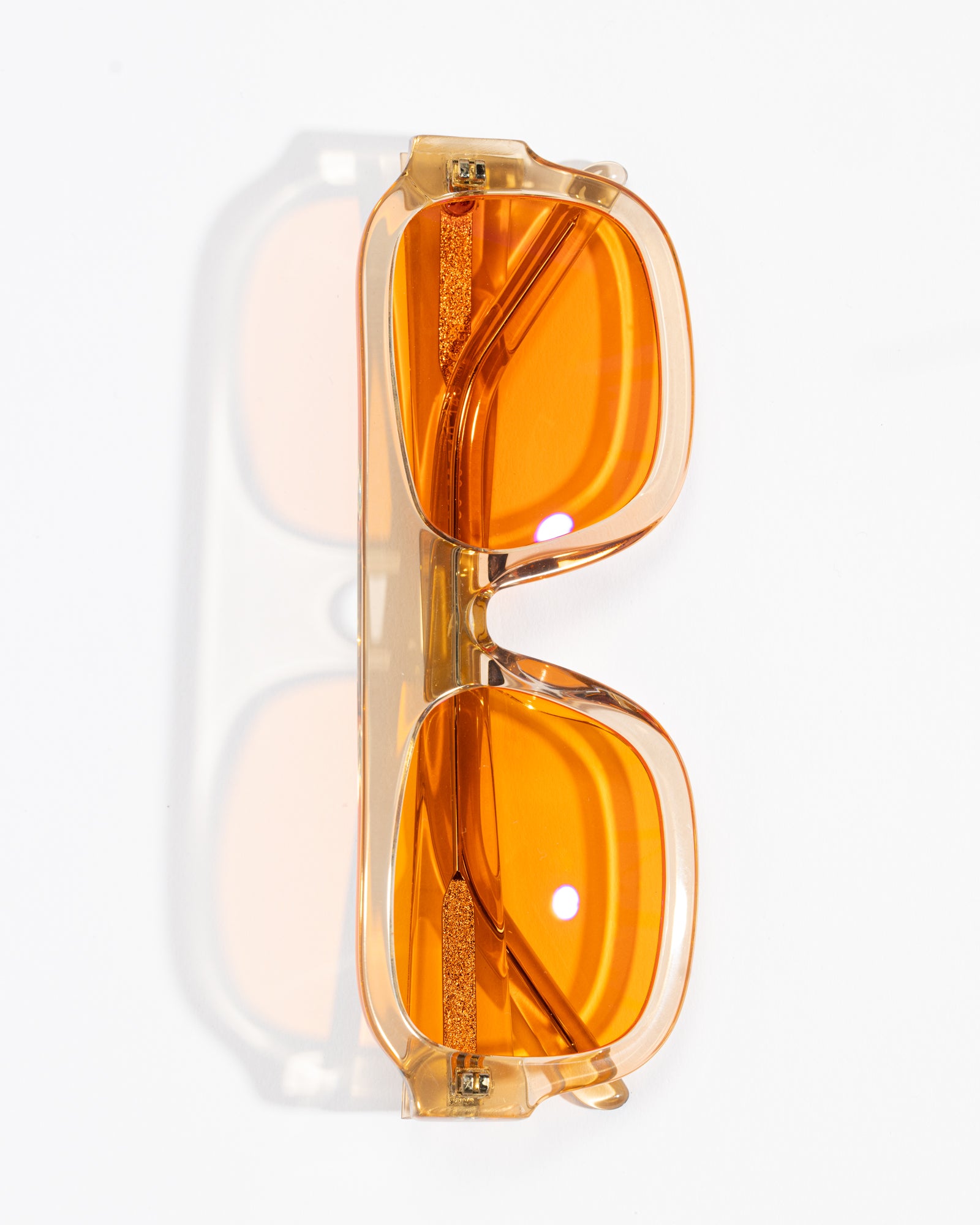 DYLAN in Transluscent Honey