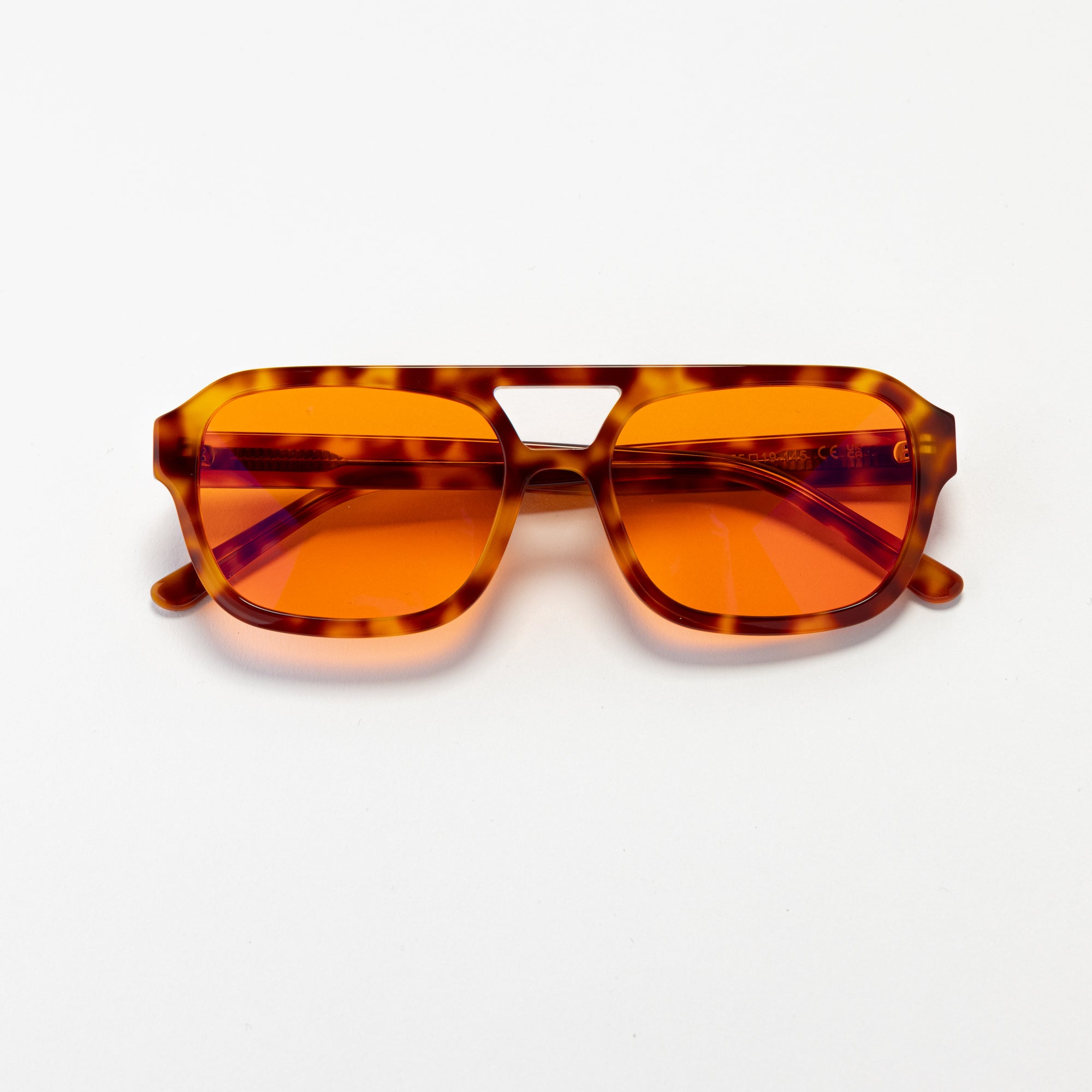 RILEY in Light Tortoise